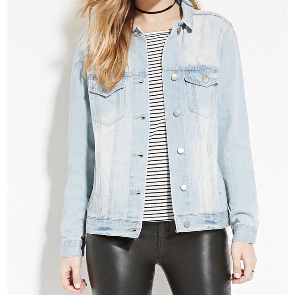 ✨SOLD✨Forever 21 Denim Jacket Size S